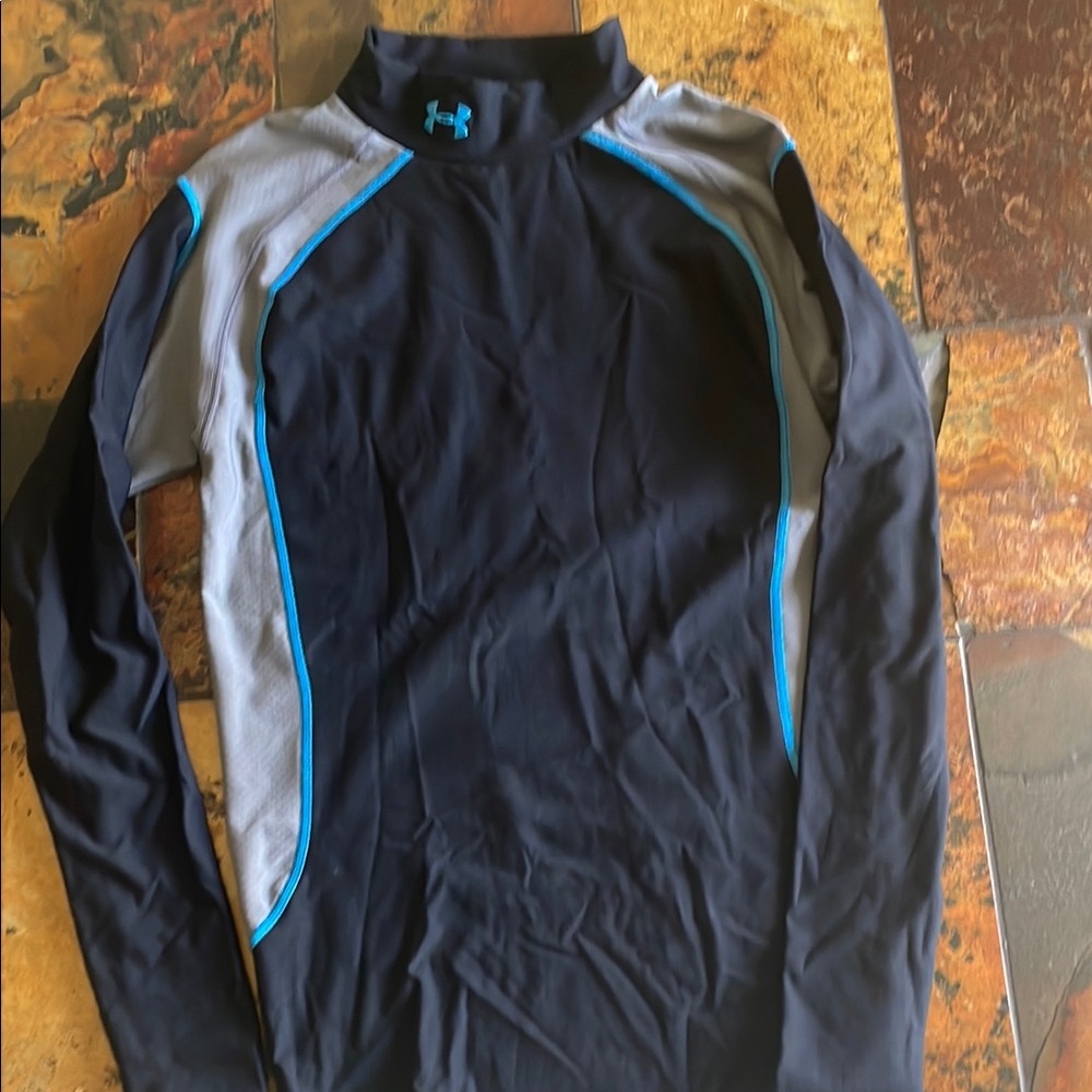 Under Armour Black and Gray Long Sleeve Shirt